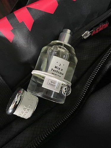 No.21 Tobacco Vanille Perfume photo review