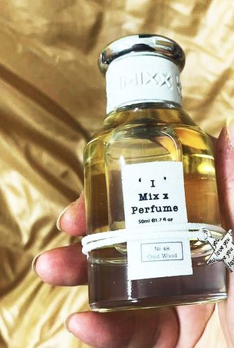 No.48 Oud Wood Perfume photo review