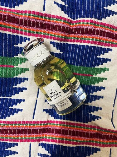No.48 Oud Wood Perfume photo review