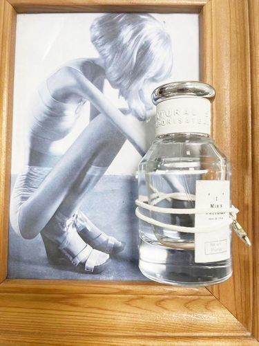 No.48 Oud Wood Perfume photo review