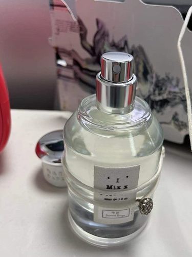 No.19 540 Perfume photo review