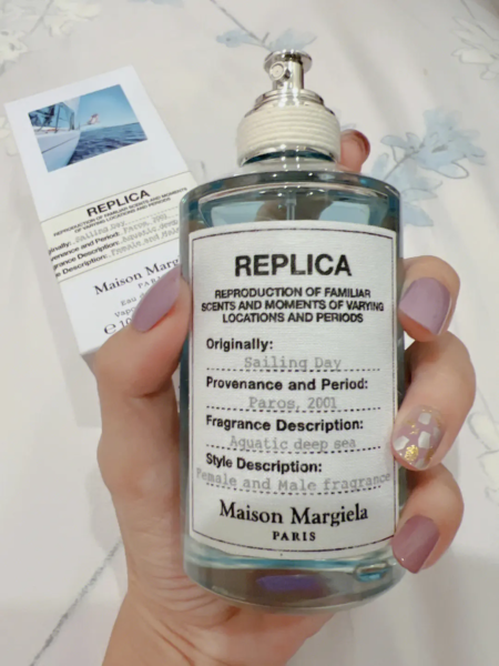 review replica sailing day