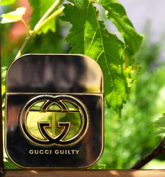 guilty guilty perfume review: Is It the Ultimate Fragrance for Women Who Want to Make a Statement?