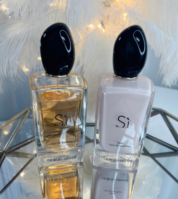 What’s the Best Armani Sì Dupe Lattafa? Here Is One Affordable Alternative That Smells Just Like the Original!