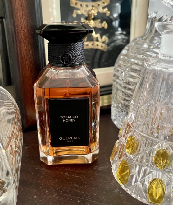 Tobacco Honey Guerlain Sample: Is It Worth Trying Out Before Splurging on the Full Bottle?