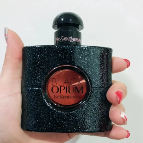 Scents Similar to Black Opium