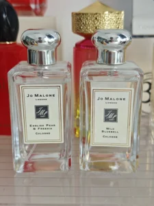 Longevity and concentration testing between a luxury designer fragrance and an affordable Eau de Parfum dupe for USA consumers.