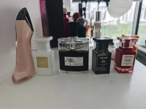 Cost and oil concentration breakdown comparing designer unisex colognes with independent Extrait de Parfum formulations.