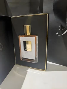 Comparing the expensive packaging of a niche marshmallow perfume with an affordable factory-direct alternative.