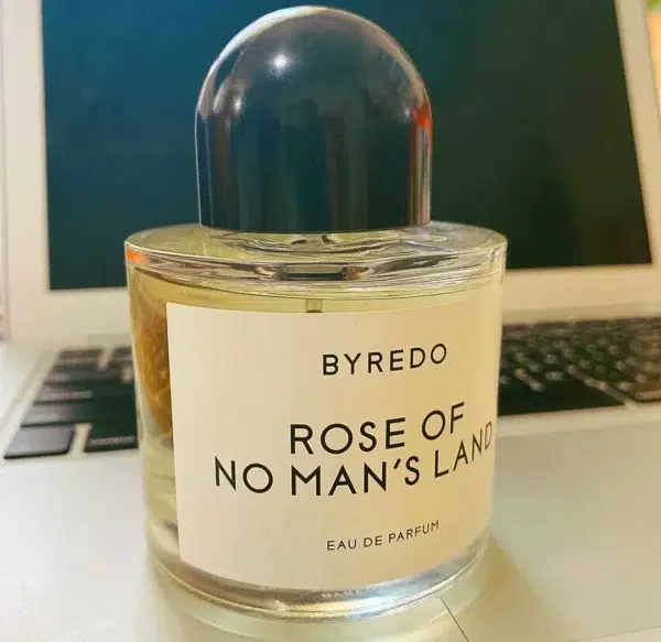 How to Choose the Best Rose of No Man’s Land Dupe in the USA: A Perfumer’s 2026 Guide to Scent Structure, Longevity, and Value 5 Byredo Rose of No Man’s Land and IMIXX No.34 perfume bottles side by side for scent comparison